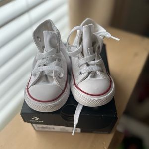 Converse toddlers white